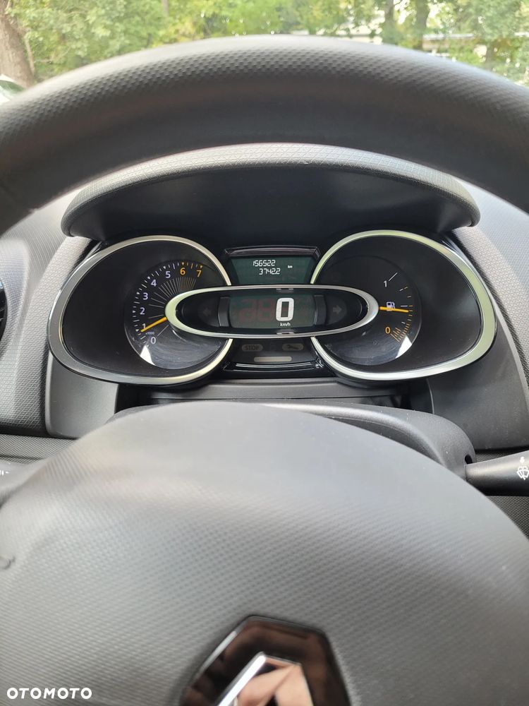 Renault Clio - 6