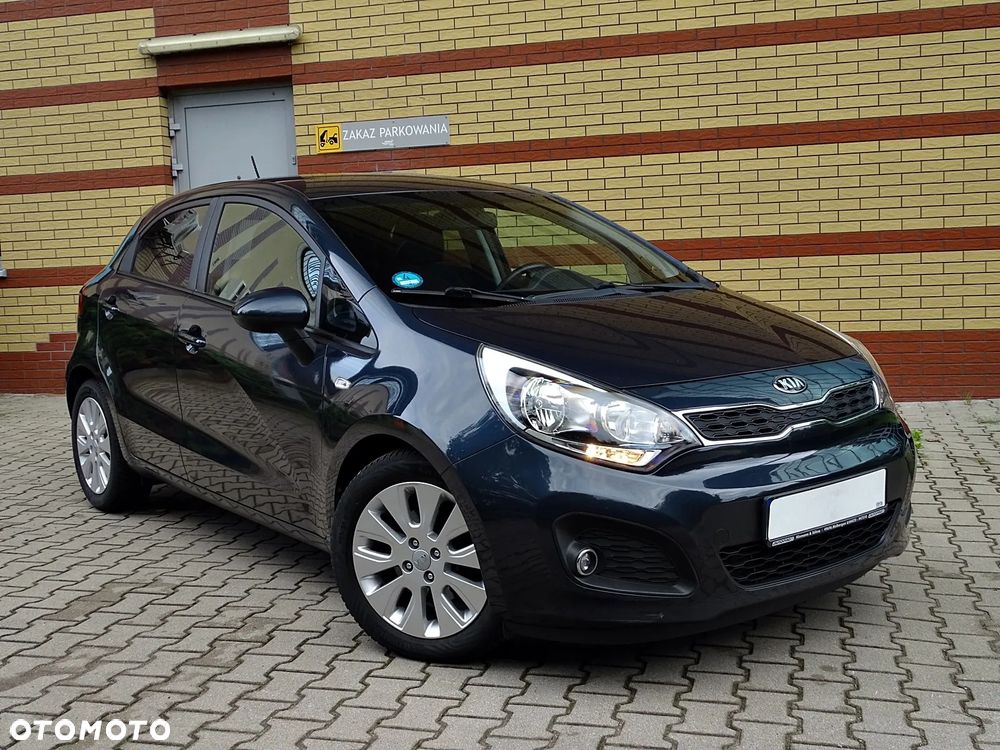 Kia Rio 1.2 Dream Team Edition - 2