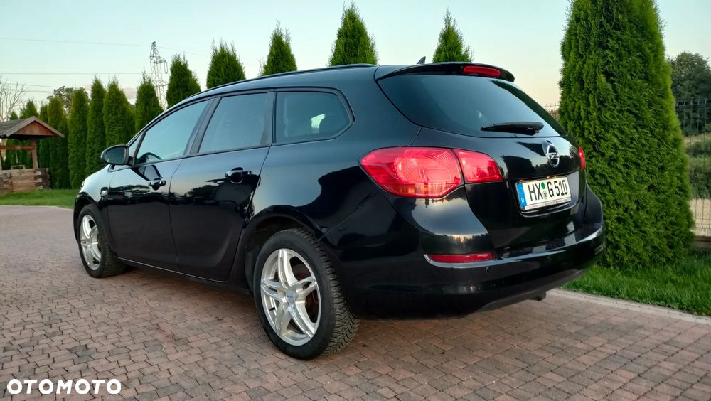 Opel Astra 1.7 CDTI DPF Color Edition - 4