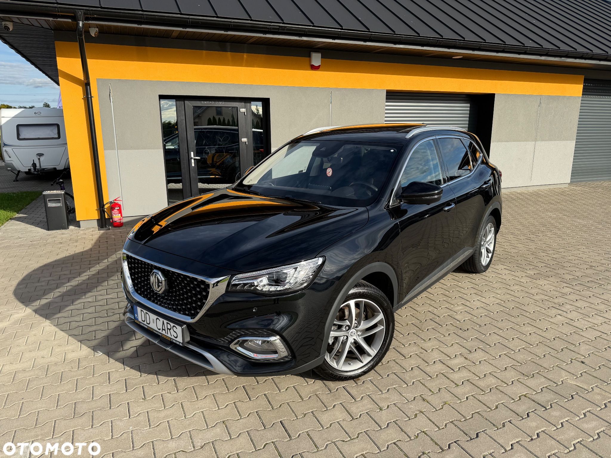 MG EHS 1.5T-GDI PHEV Luxury - 1
