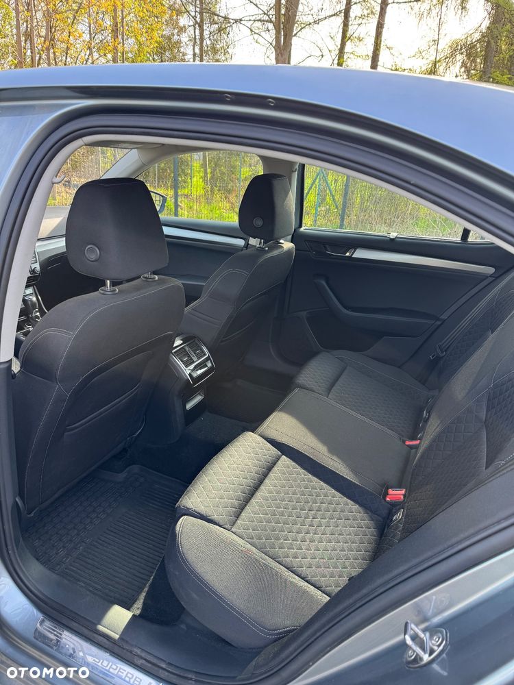 Skoda Superb 1.8 TSI DSG Style - 8