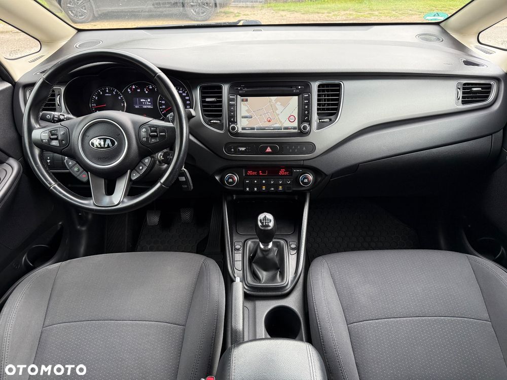 Kia Carens 1.6 GDI Dream-Team Edition - 10