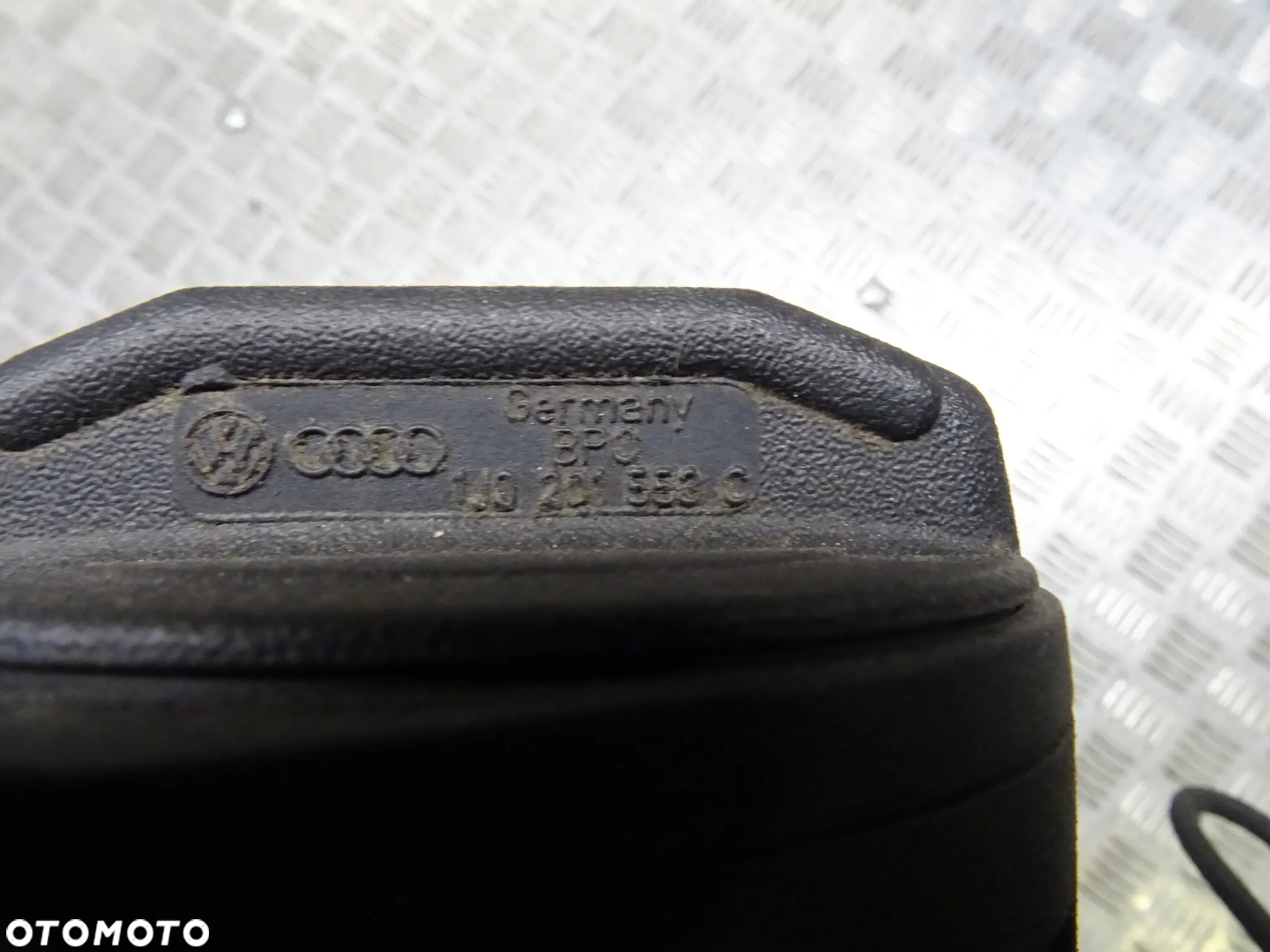 AUDI A4 B6 00-06 2.0B KOREK WLEWU PALIWA - 6