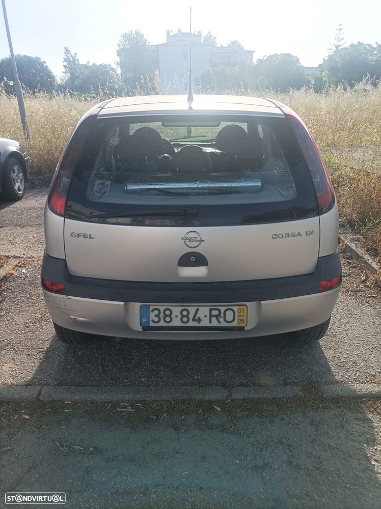 Opel Corsa 1.2 16V Confort Easyt. - 2