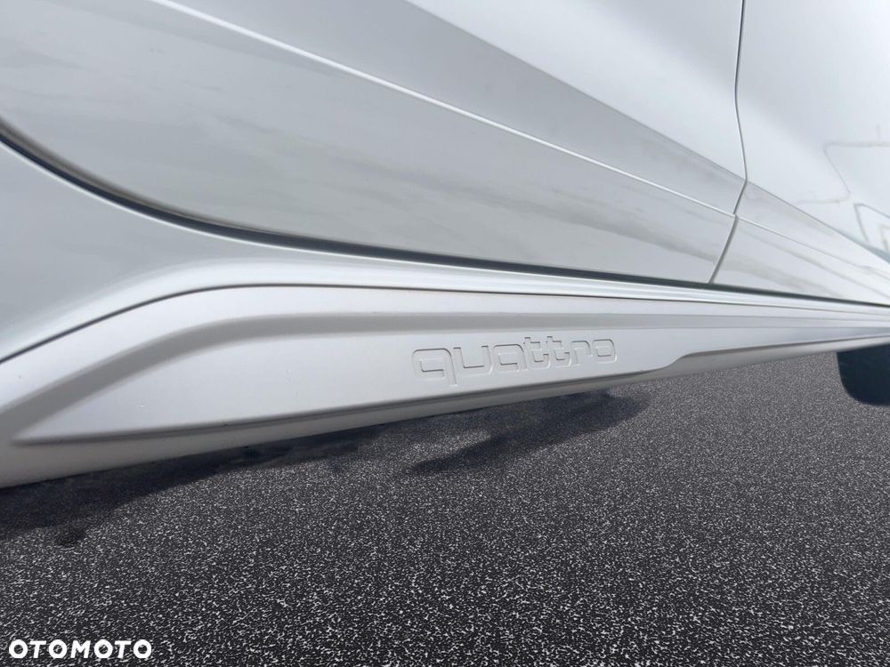 Audi A4 Allroad - 11