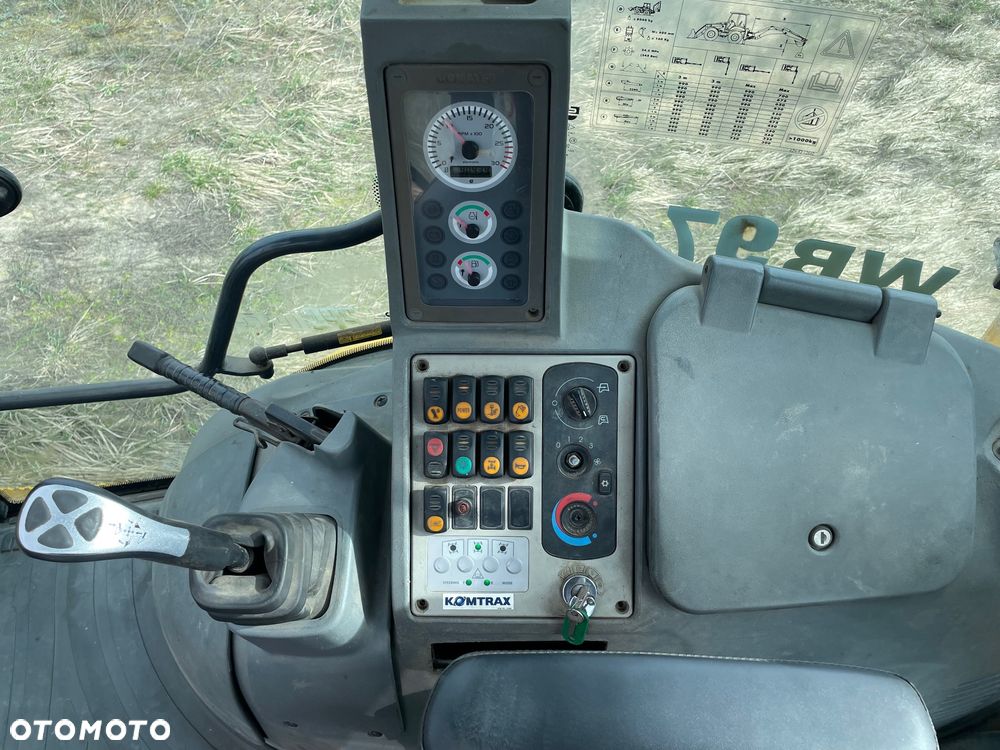 Komatsu WB97S-5E0 - 14
