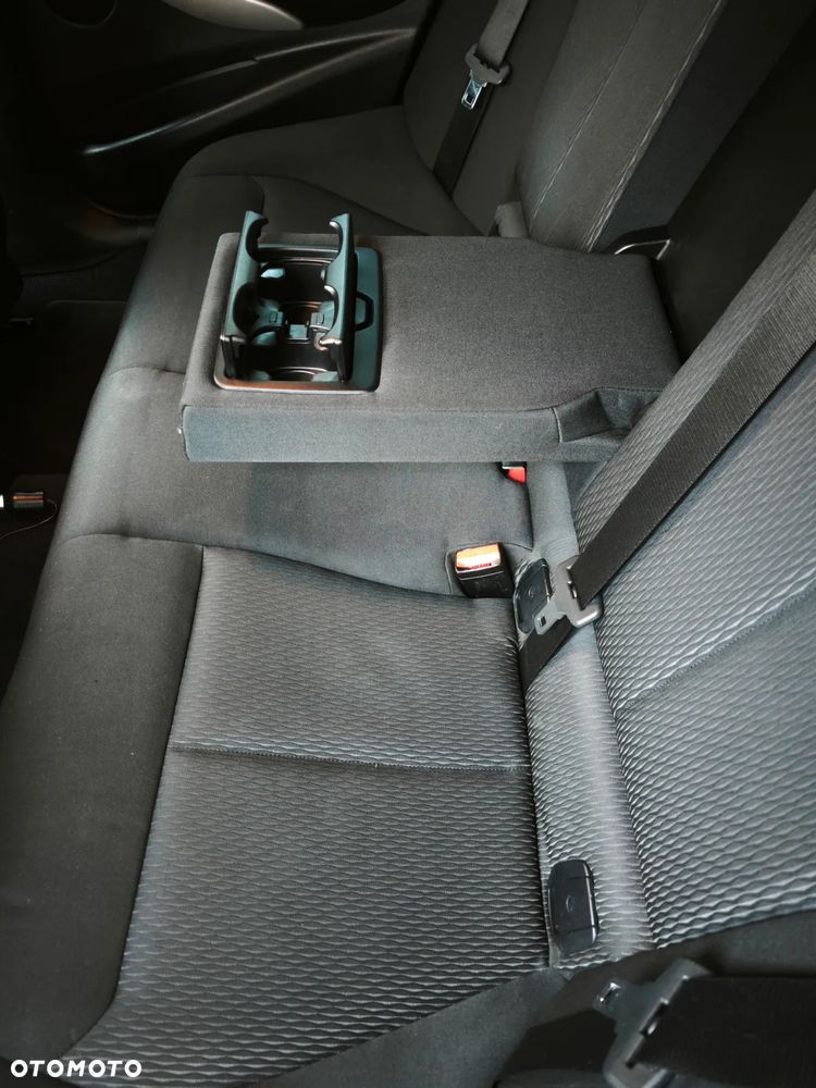 BMW Seria 3 316d Touring - 11