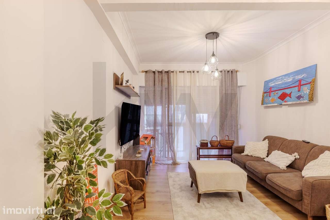 Apartamento T3 em Carnaxide - Grande imagem: 2/27