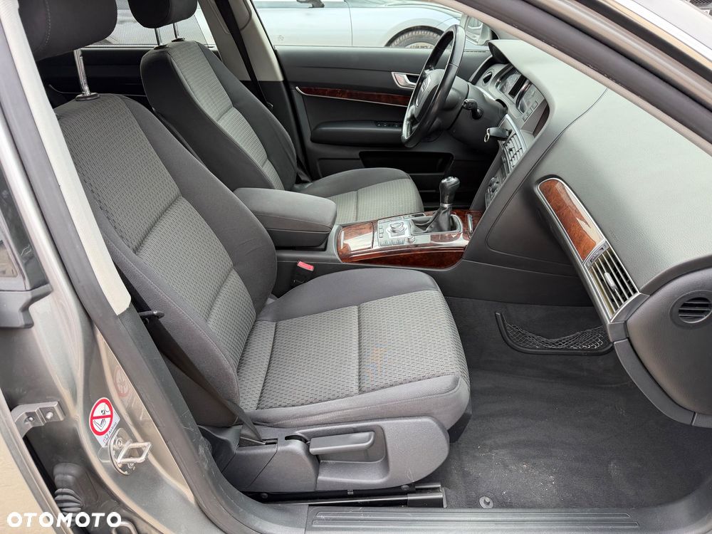 Audi A6 Avant 2.4 - 28