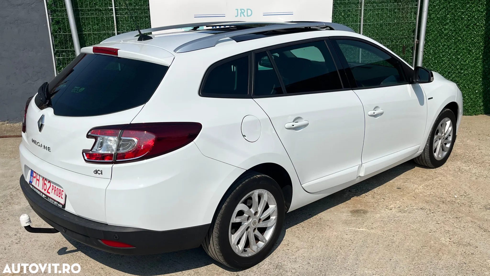 Renault Megane ENERGY dCi 110 Start & Stop Bose Edition - 4