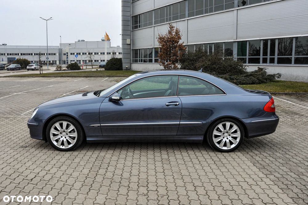 Mercedes-Benz CLK 320 CDI 7G-TRONIC Avantgarde - 2