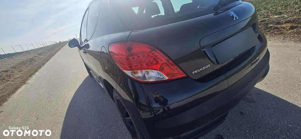 Peugeot 207 1.4 16V Trendy - 5