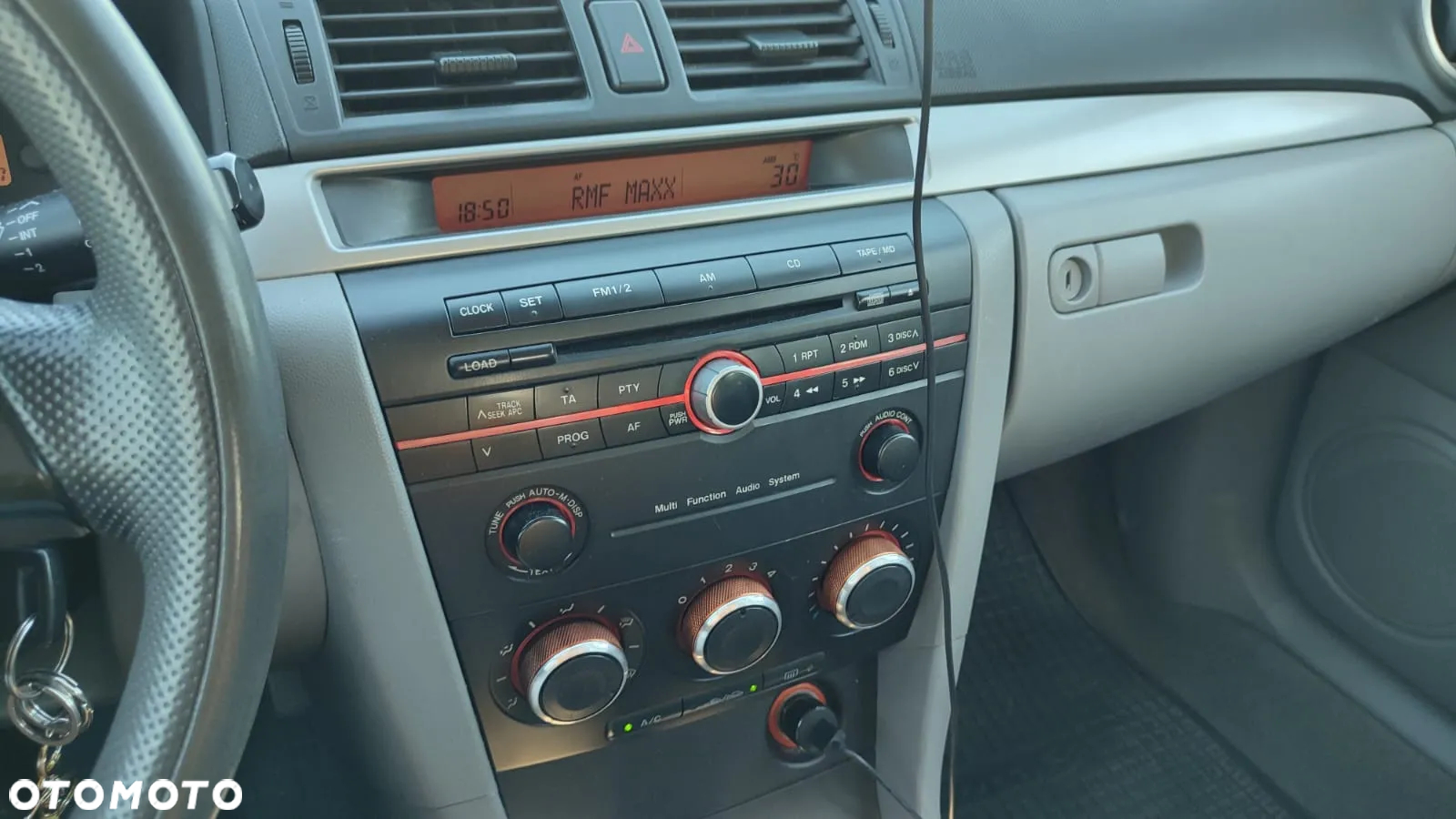 Mazda 3 - 16