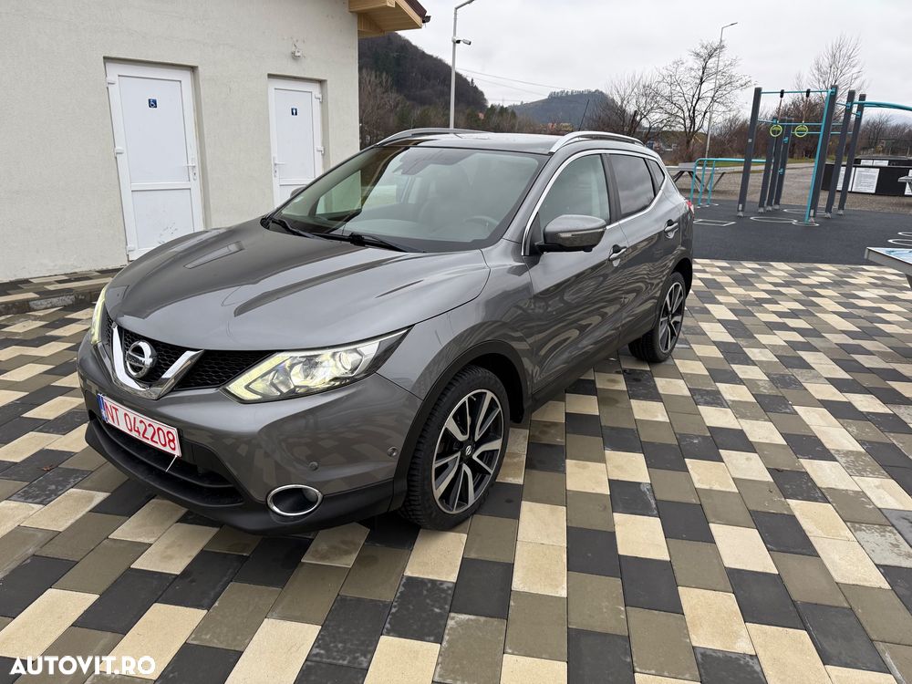 Nissan Qashqai 1.6 DCI Xtronic TEKNA - 3