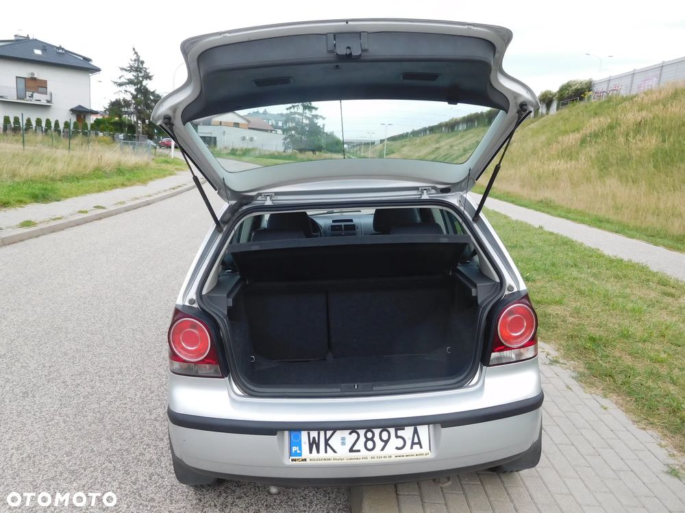 Volkswagen Polo 1.2 Entry - 14