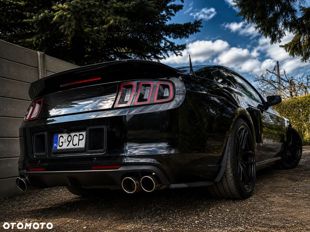 Ford Mustang 5.0 V8 GT Premium - 2