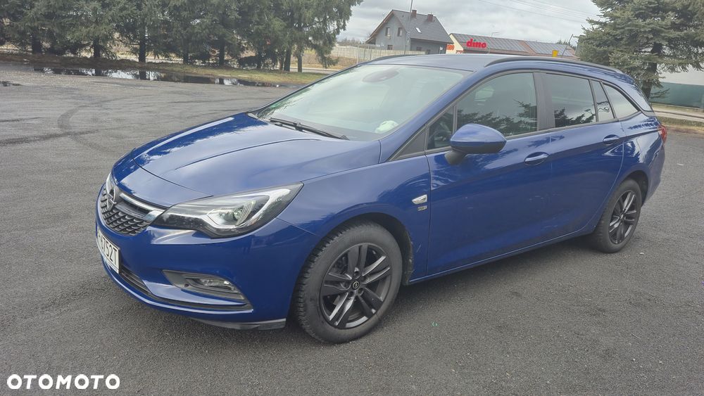 Opel Astra 1.4 Turbo 120 Jahre - 8