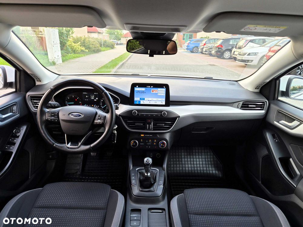 Ford Focus - 8