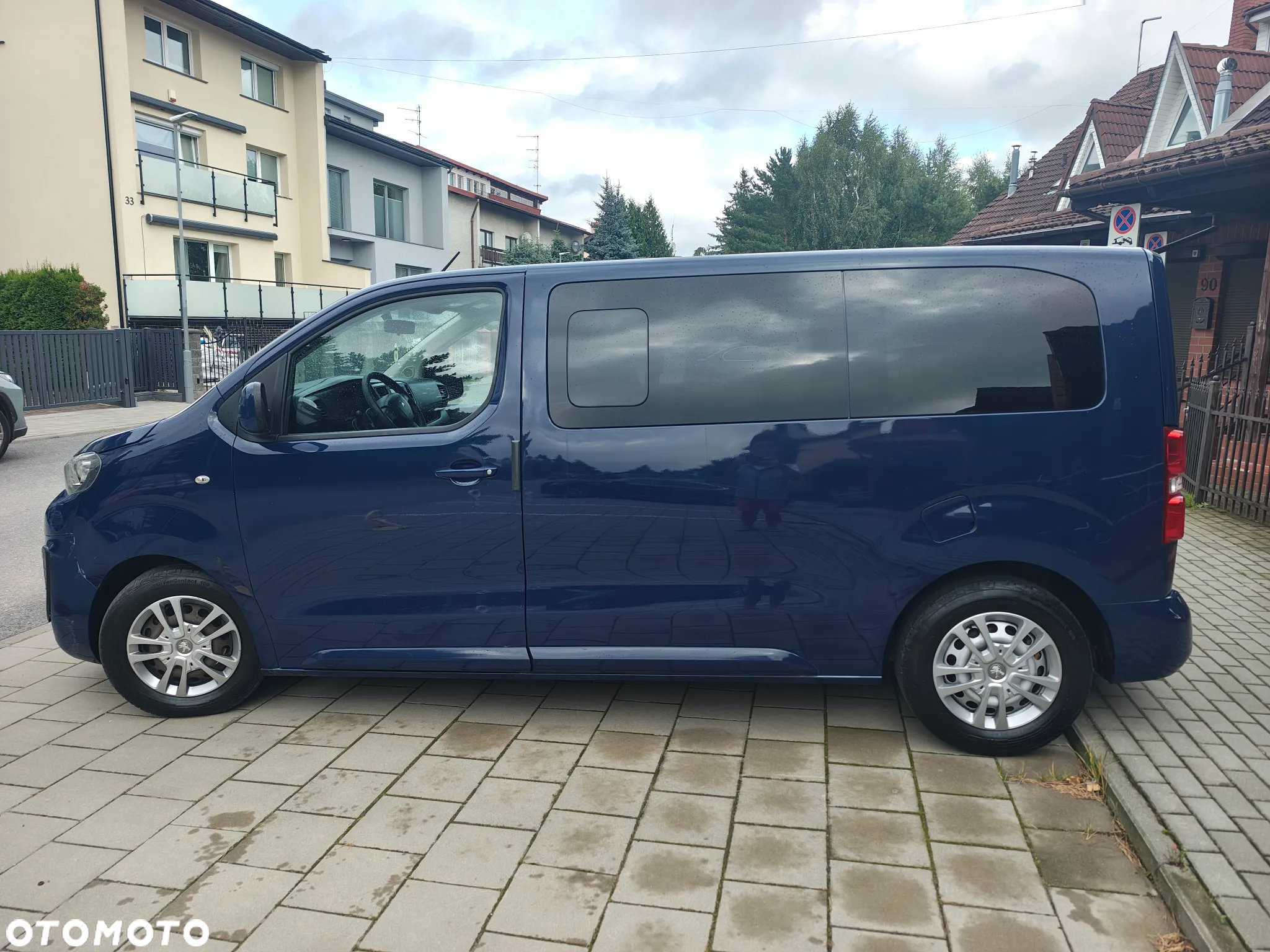 Peugeot Traveller 1.6 BlueHDi Standard Business - 4