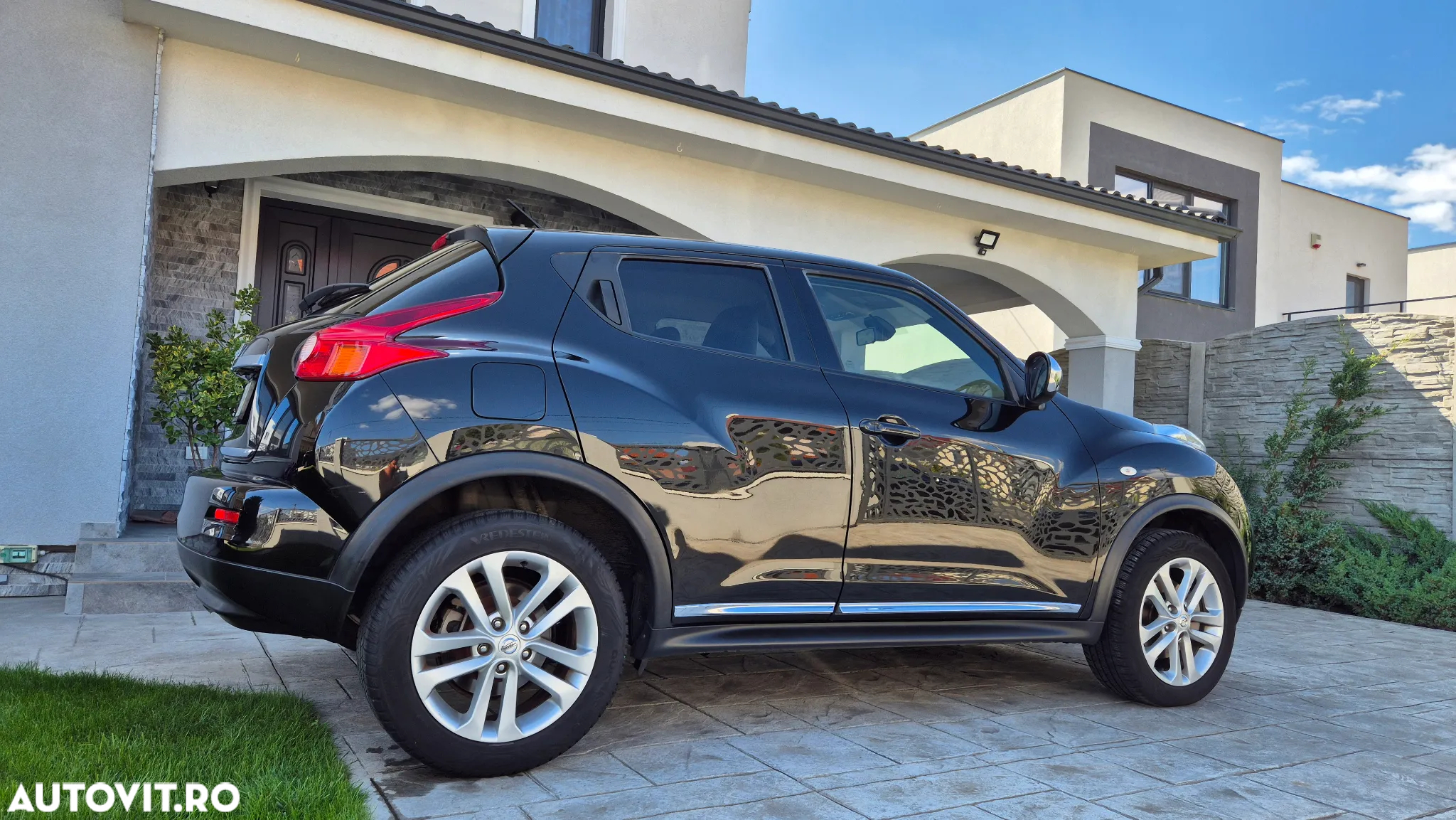 Nissan Juke 1.6L DIG-T Tekna - 17