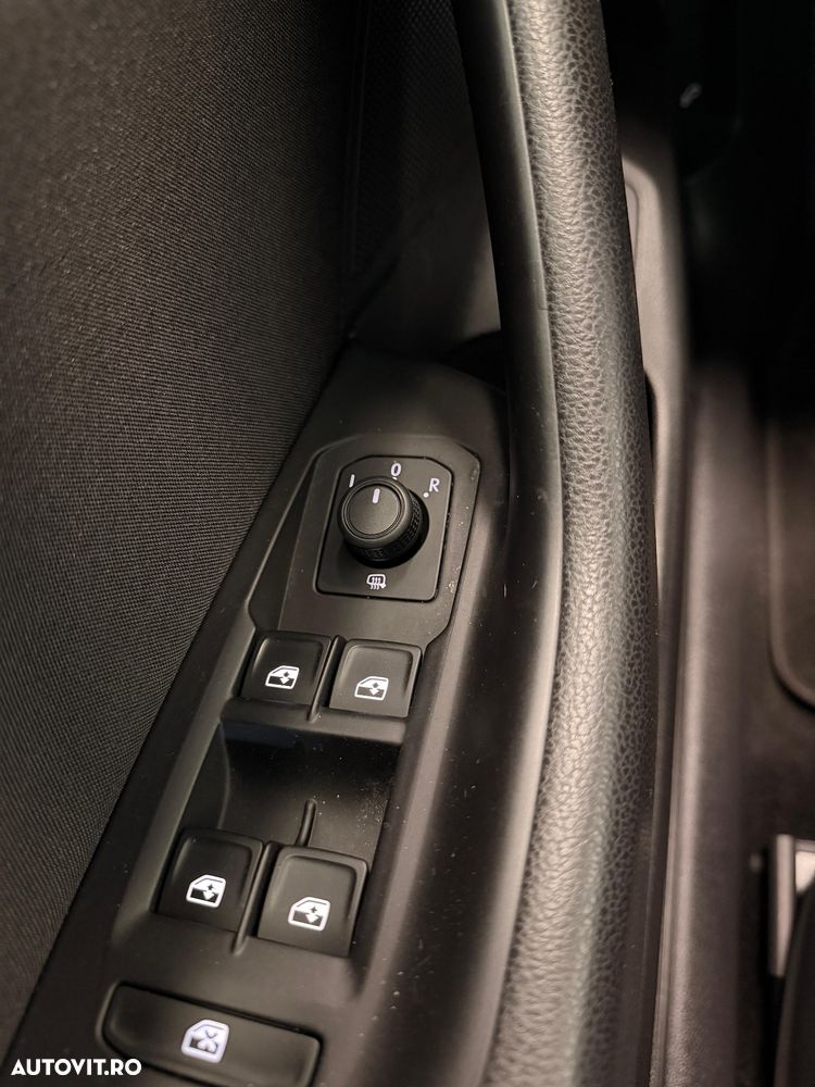 Volkswagen Passat 2.0 TDI DSG Comfortline - 3