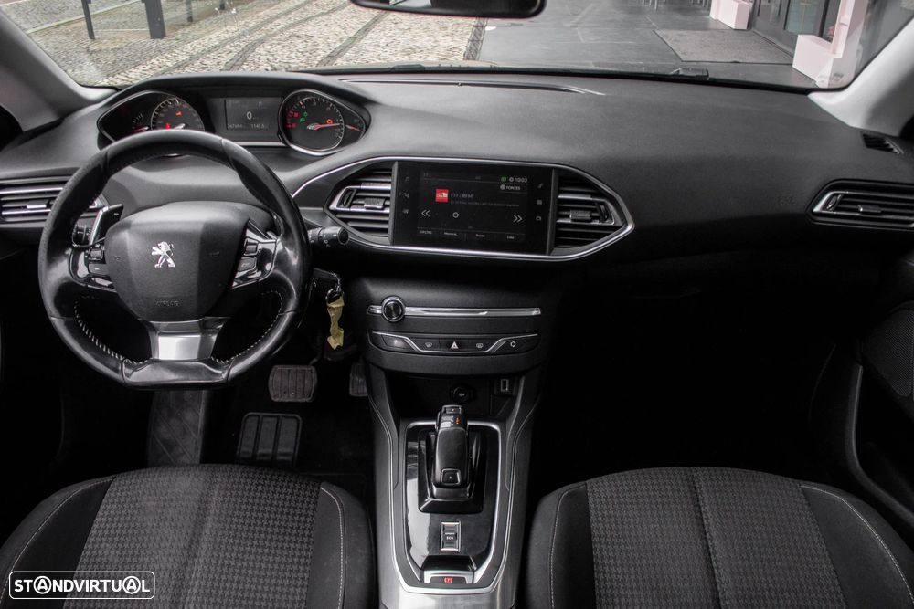 Peugeot 308 SW BlueHDi 130 EAT6 Stop & Start Active - 31