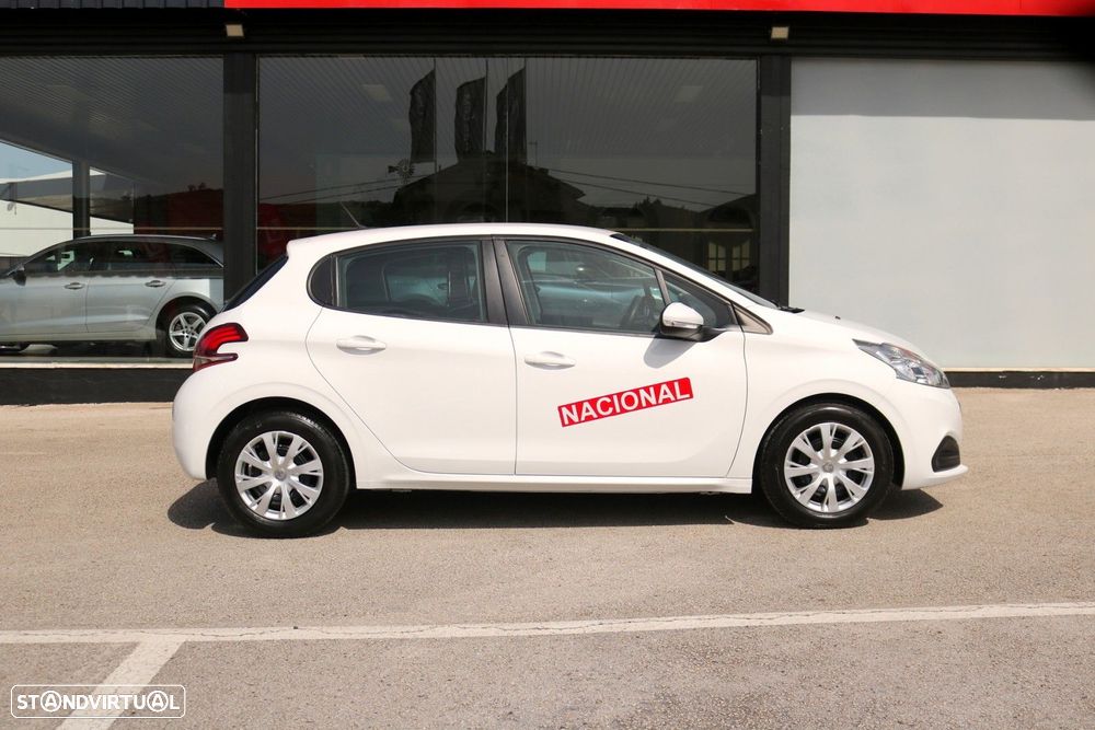 Peugeot 208 Van 1.6 BlueHDI Pack GPS 100cv - 10