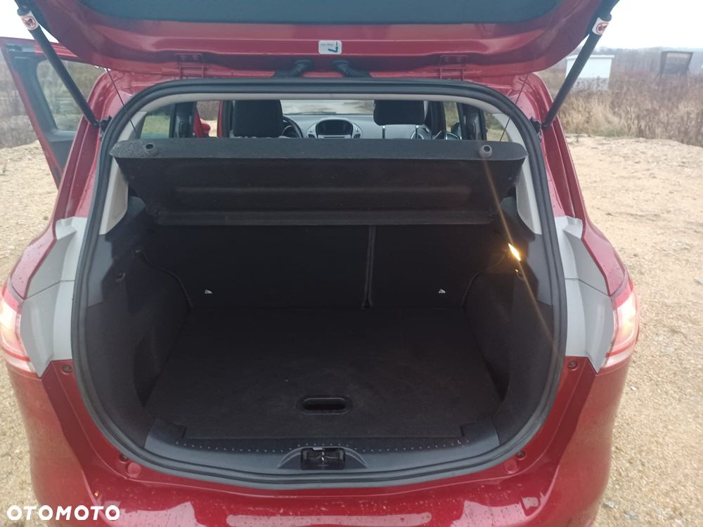 Ford B-MAX 1.0 EcoBoost SYNC Edition - 24