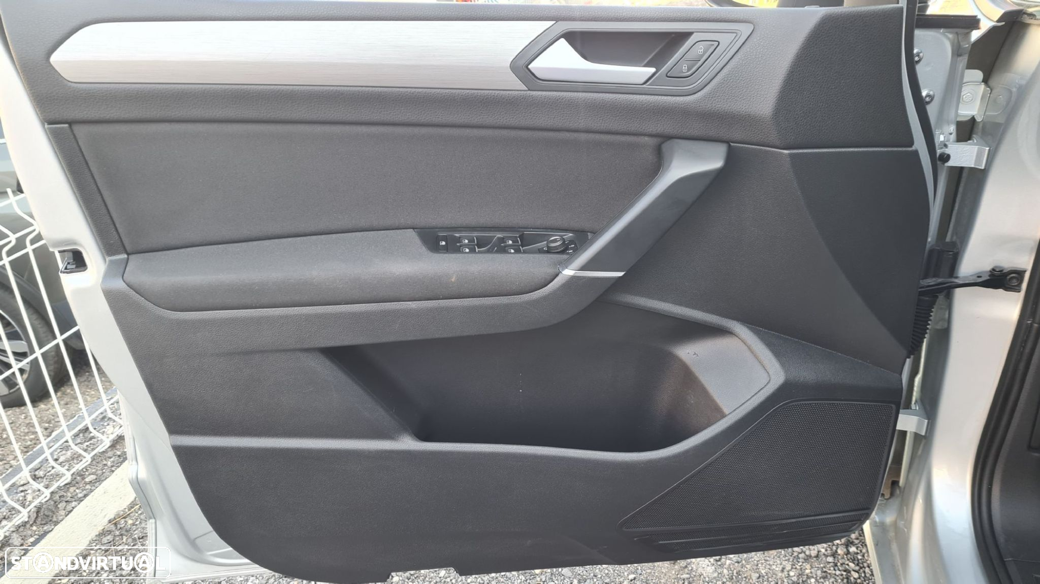 VW Touran 1.6 TDI Confortline DSG - 7
