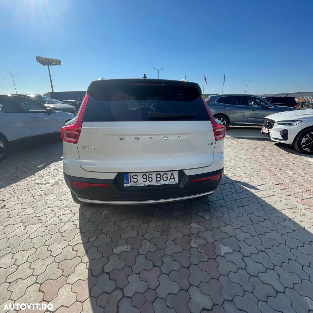 Volvo XC 40 T4 AWD Momentum Pro - 5