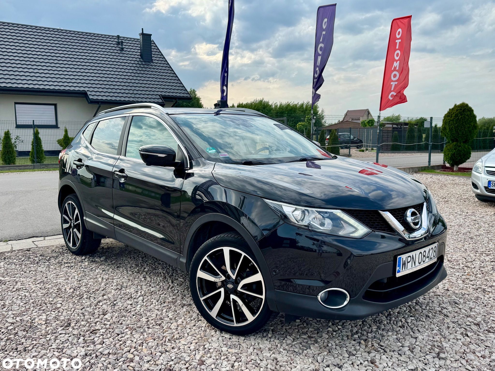 Nissan Qashqai 1.6 DCi Tekna+ - 1