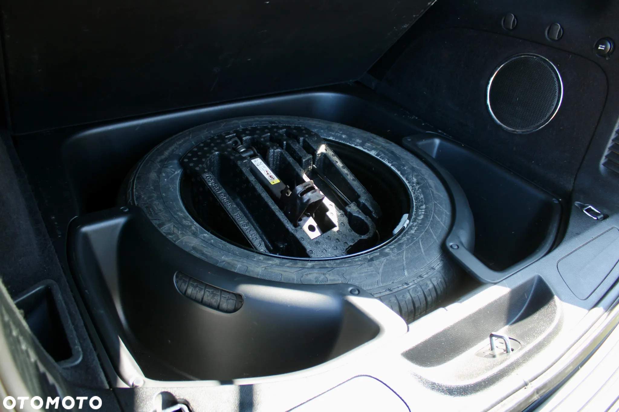 Jeep Grand Cherokee - 13