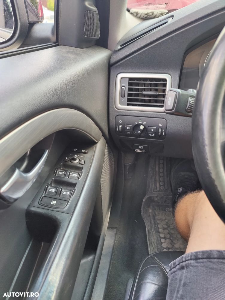 Volvo V70 2.0D - 5