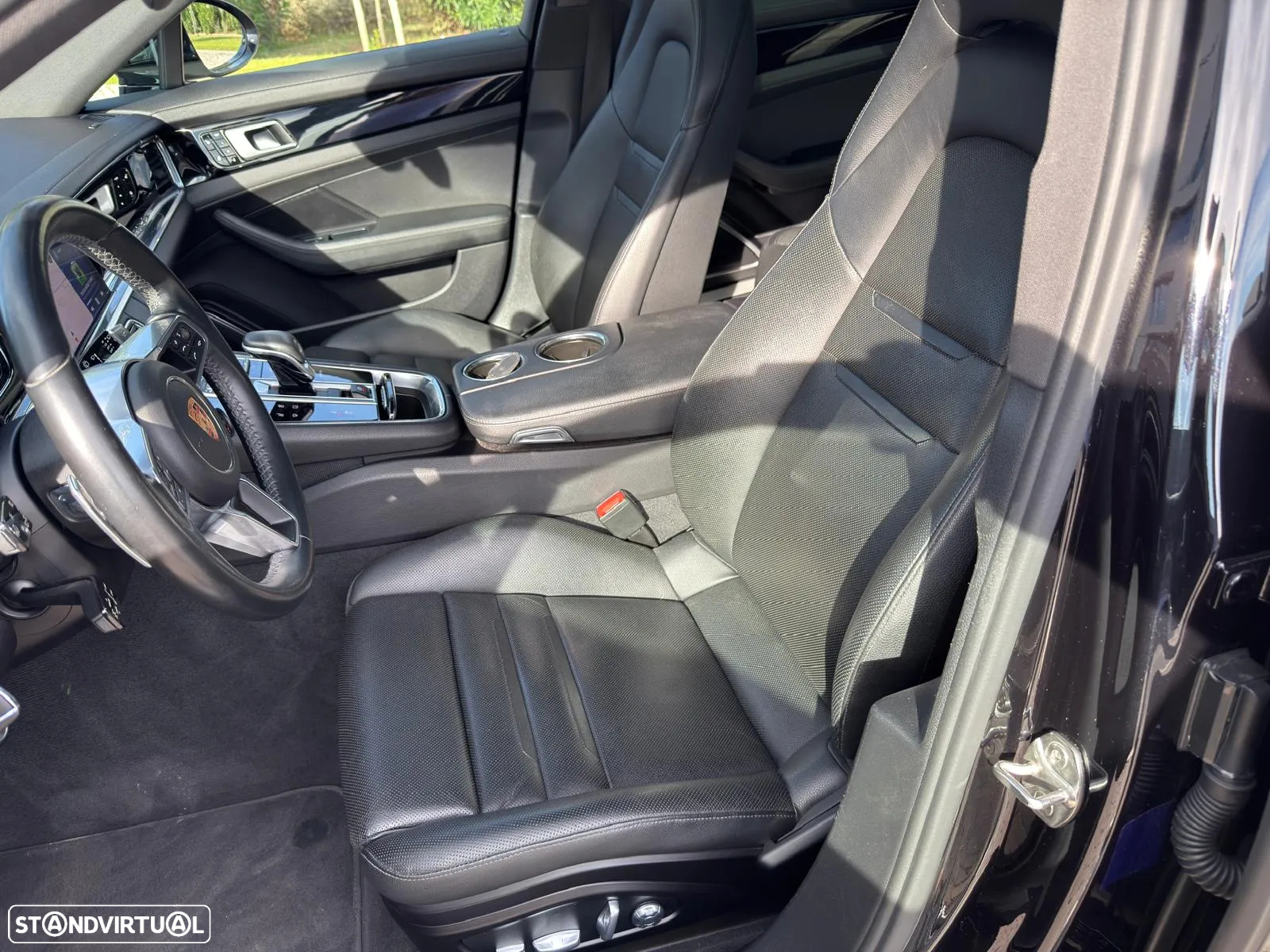 Porsche Panamera Sport Turismo 4 E-Hybrid - 17