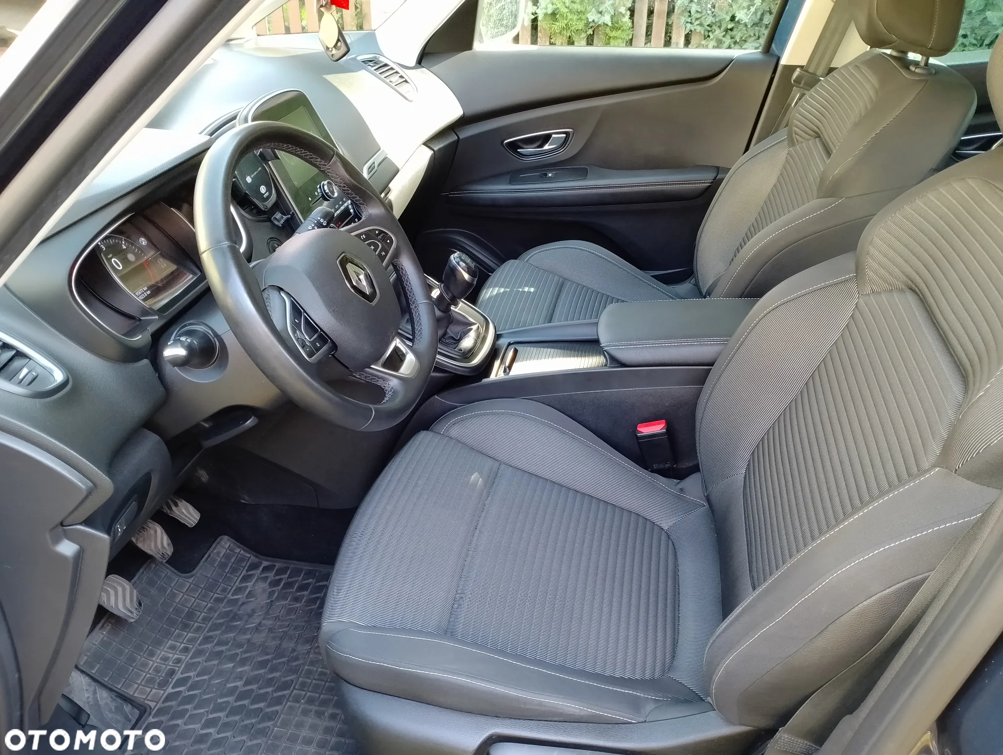 Renault Scenic 1.7 Blue dCi Zen - 23