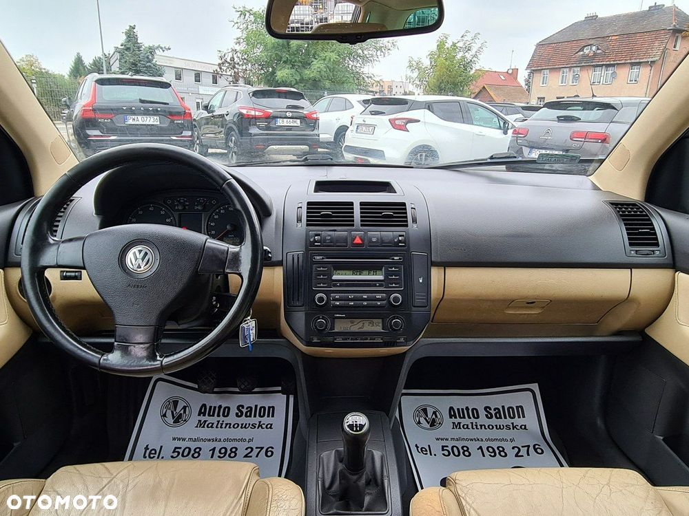 Volkswagen Polo 1.4 16V Highline - 10