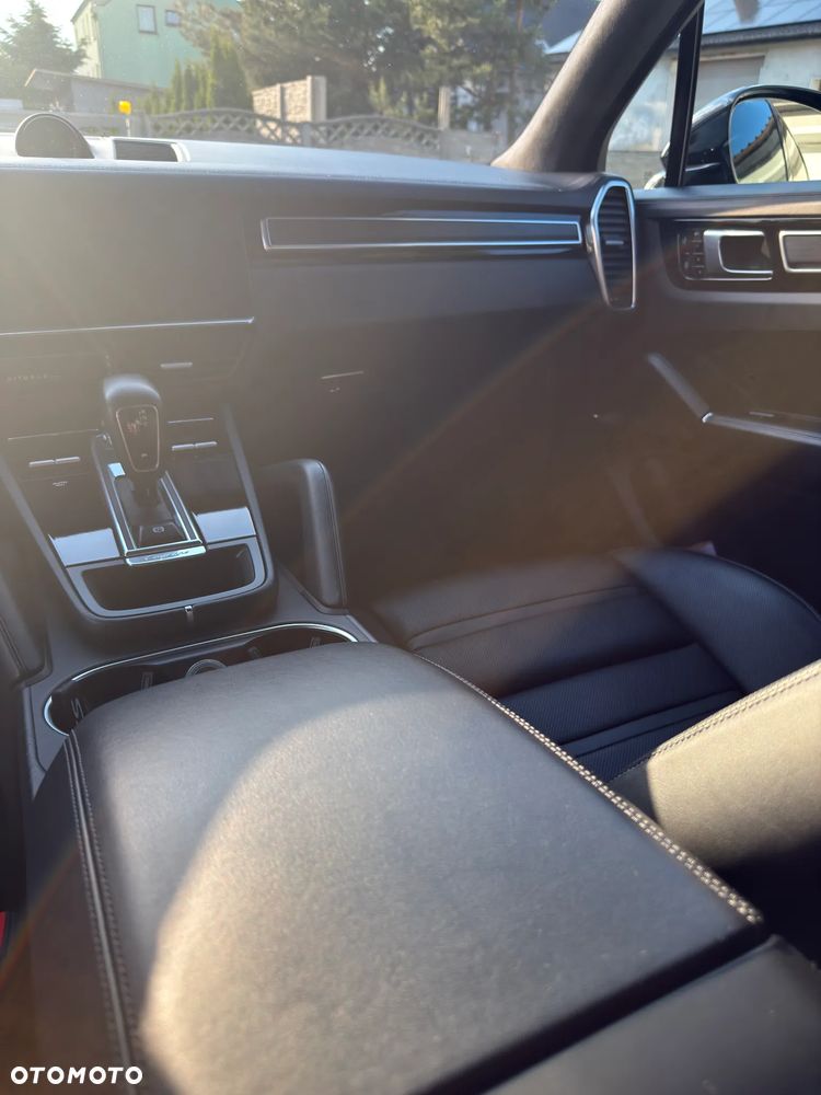 Porsche Cayenne GTS Tiptronic S - 15