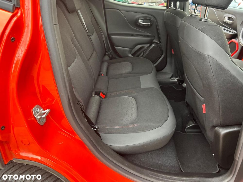Jeep Renegade 1.3 GSE T4 Turbo PHEV 4xe Trailhawk S&S - 28