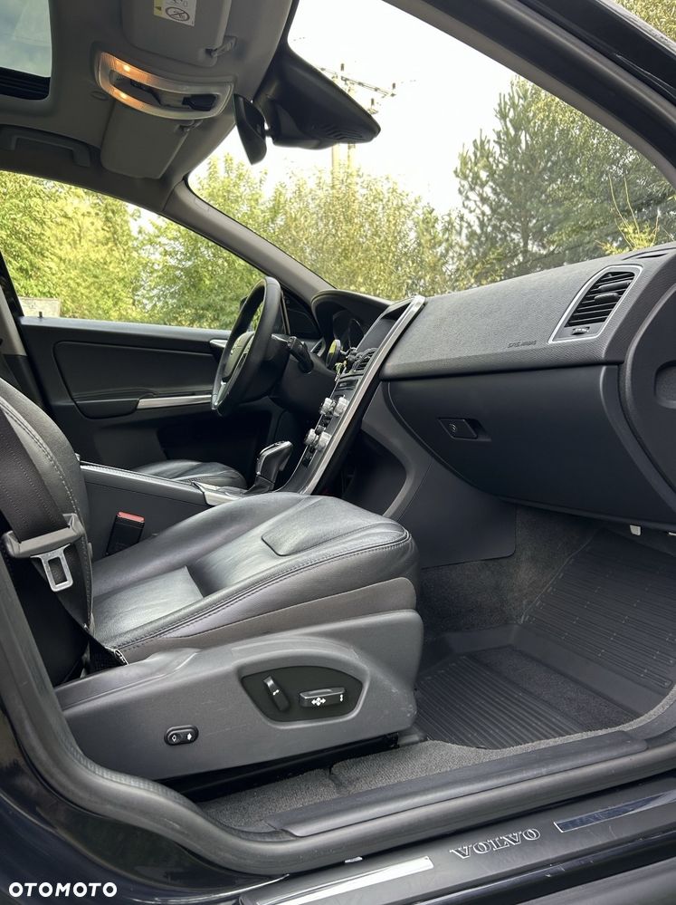 Volvo XC 60 D4 Drive-E Summum - 11