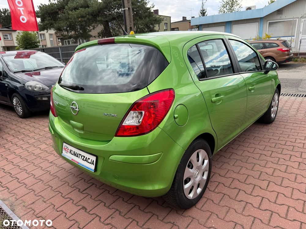 Opel Corsa 1.2 16V Enjoy - 9