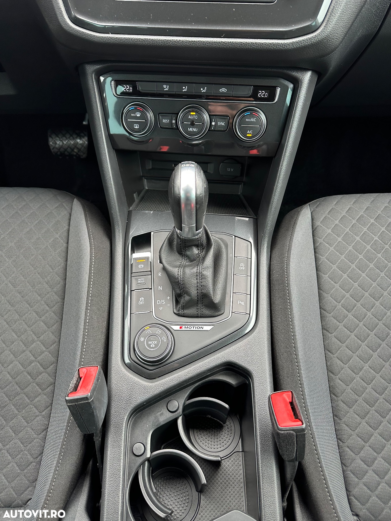Volkswagen Tiguan 2.0 TDI 4Mot DSG Comfortline - 16