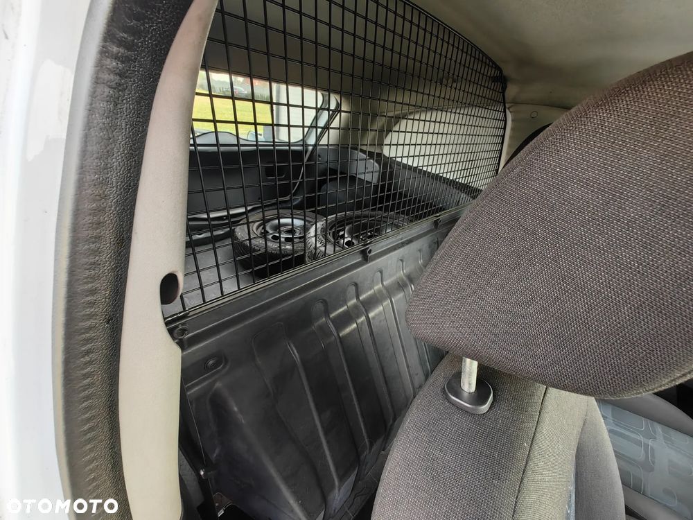 Ford Fiesta 1.4 TDCI - 8