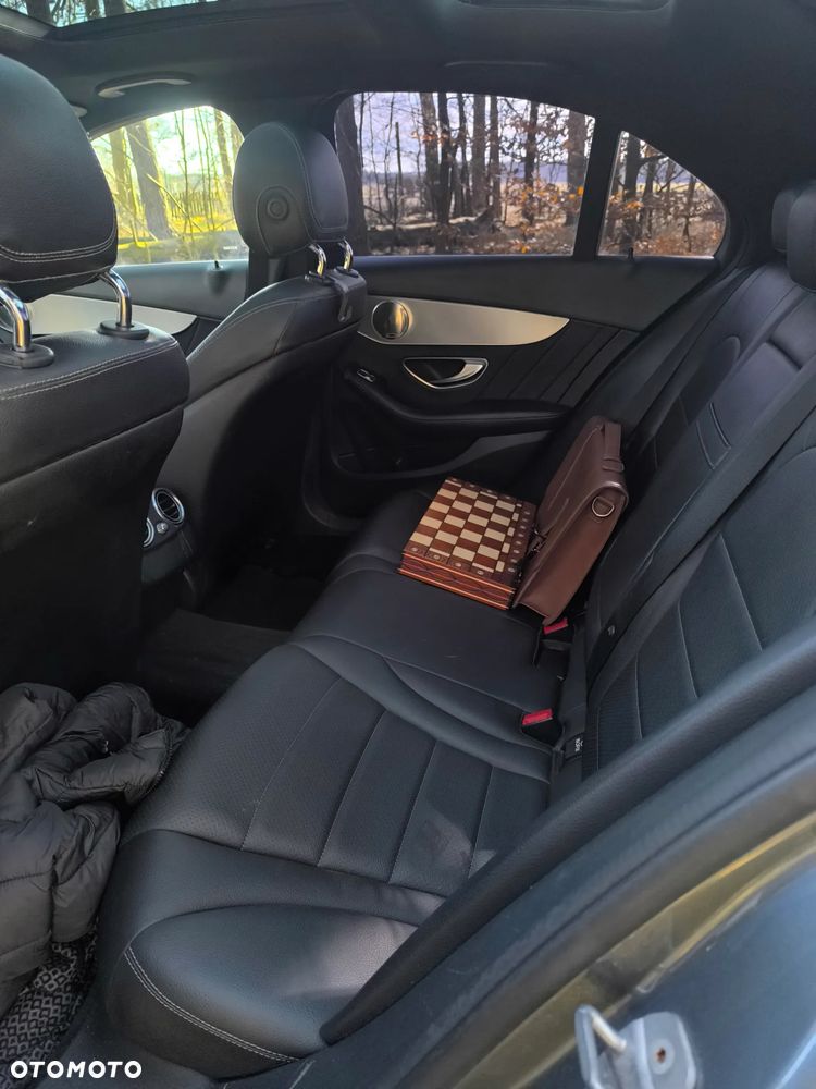 Mercedes-Benz Klasa C 220 (BlueTEC) d 7G-TRONIC AMG Line - 9