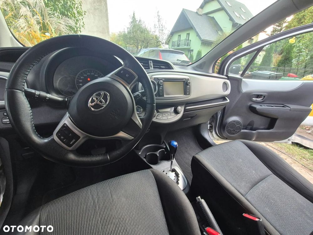 Toyota Yaris - 2