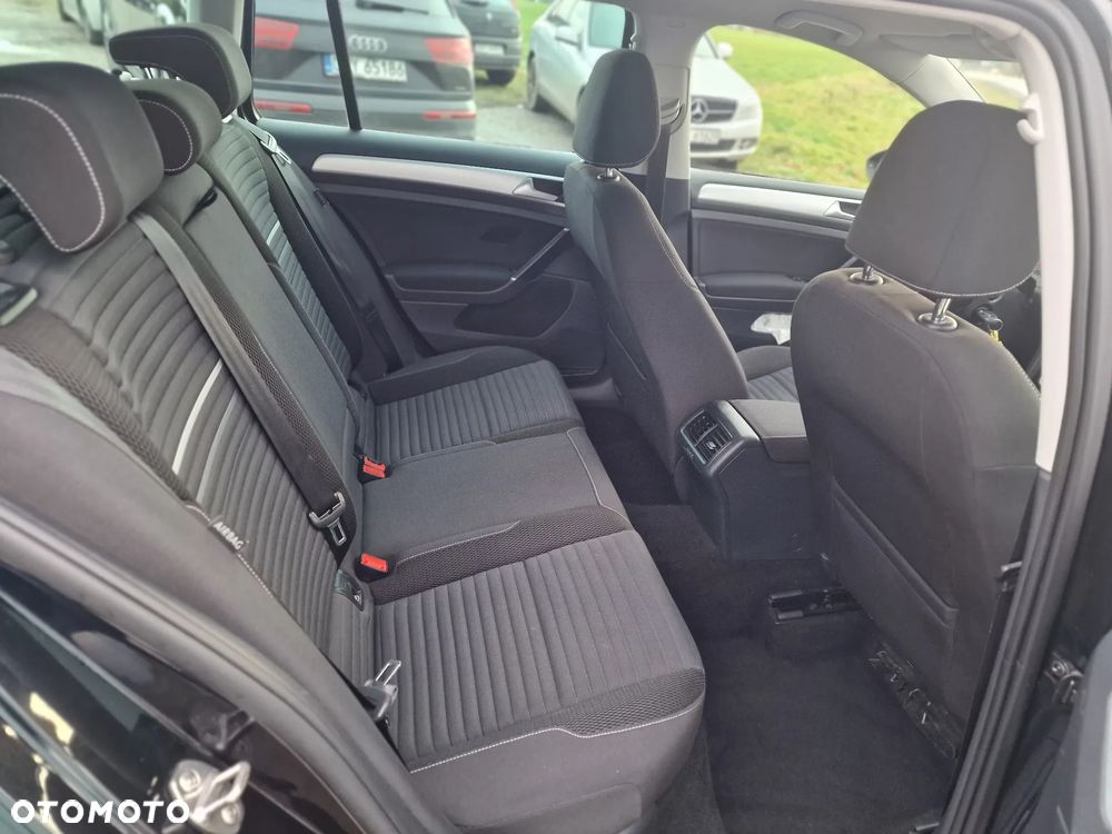 Volkswagen Golf Variant 1.6 TDI 4Motion BlueMotion Technology Cup - 17