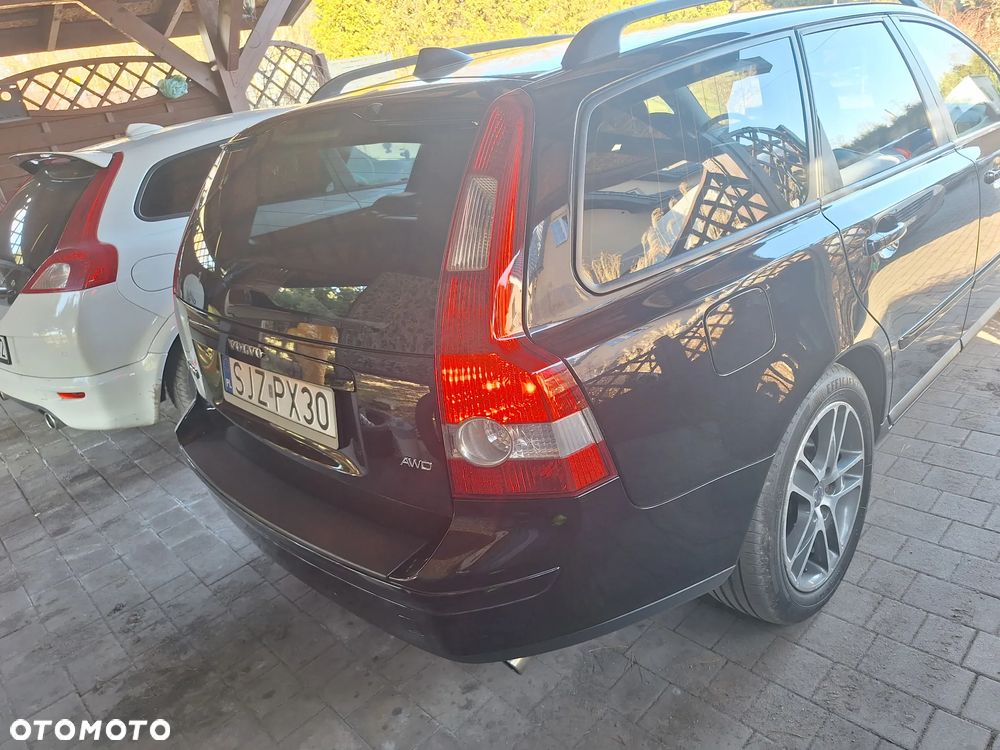 Volvo V50 T5 AWD Momentum - 33