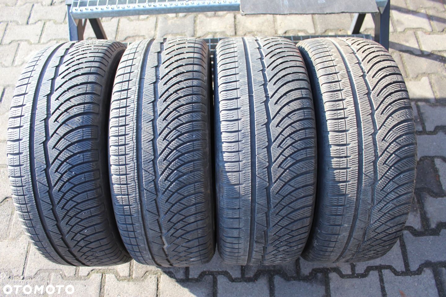 4x 235/55R17 MICHELIN PILOT ALPIN PA4 103V XL 18r 5,5mm - 1