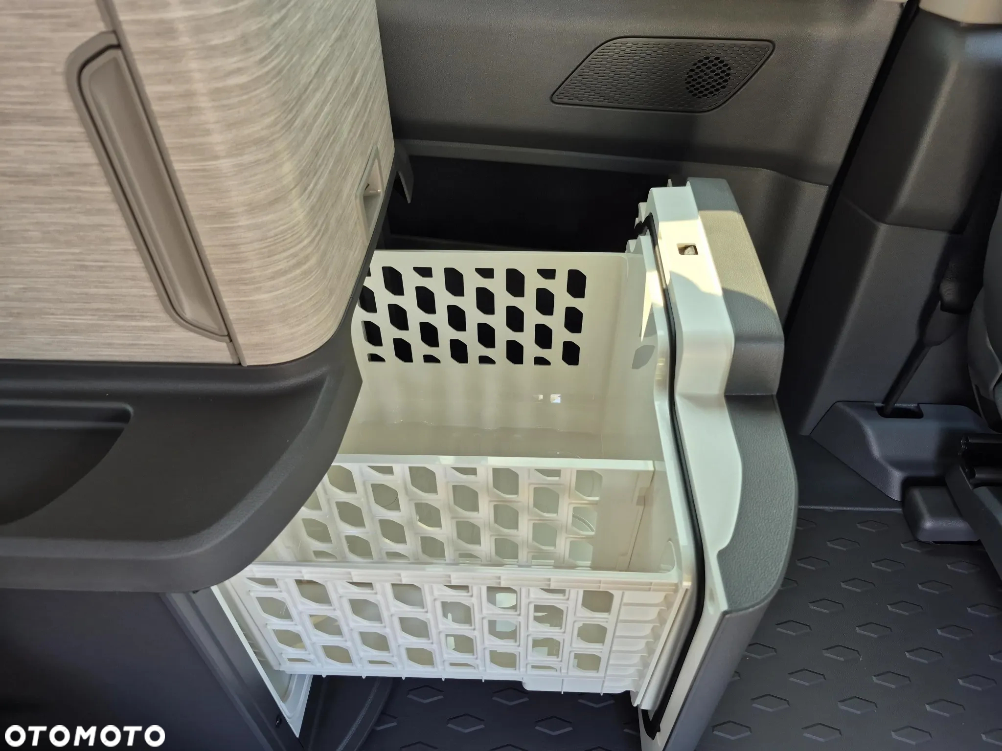 Volkswagen California - 13