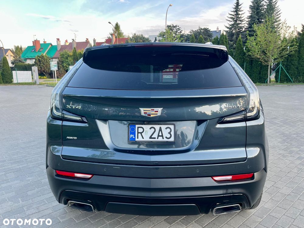 Cadillac XT4 - 8