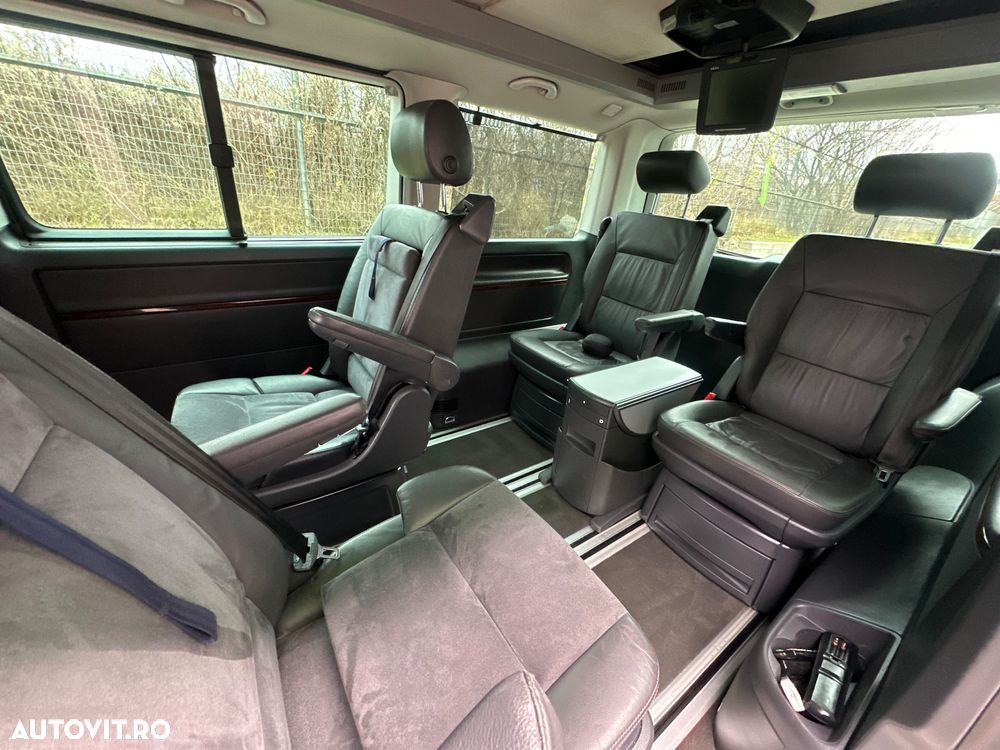 Volkswagen Multivan - 7